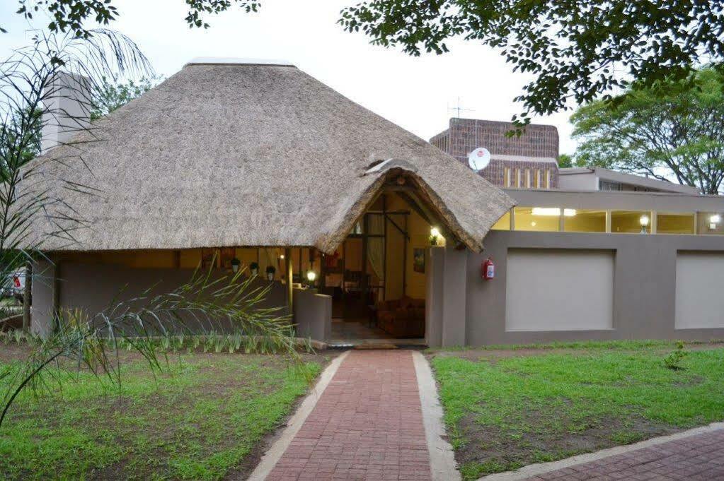 B At Home Guest House Piet Retief Exterior foto